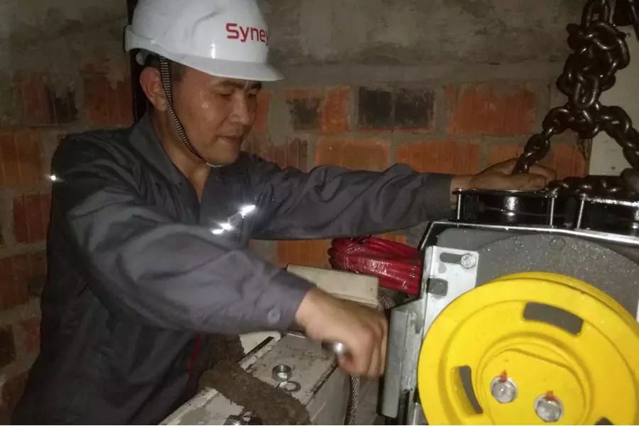 炎炎夏日：高溫下的堅守—《電梯人倡議書》，幫忙傳遞一下,一位也行!